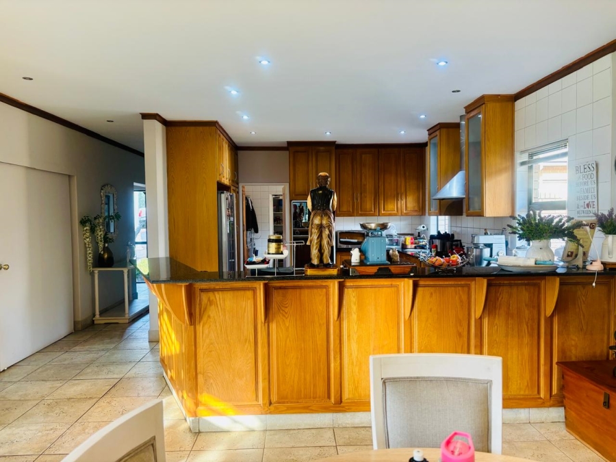 3 Bedroom Property for Sale in Vredenhof Sh Free State